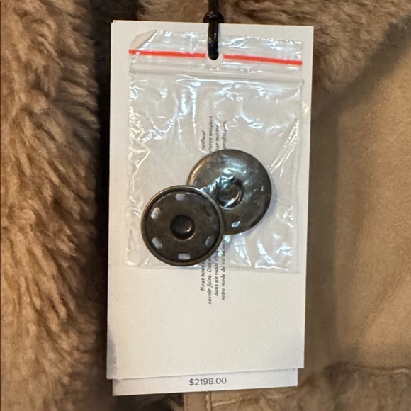 Ugg Women’s Fayre Twinface Sheepskin Coat. Size med. New with tags Sandalwood. - Picture 6 of 13